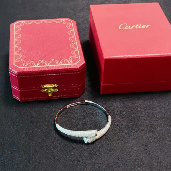 Car bracelet 001