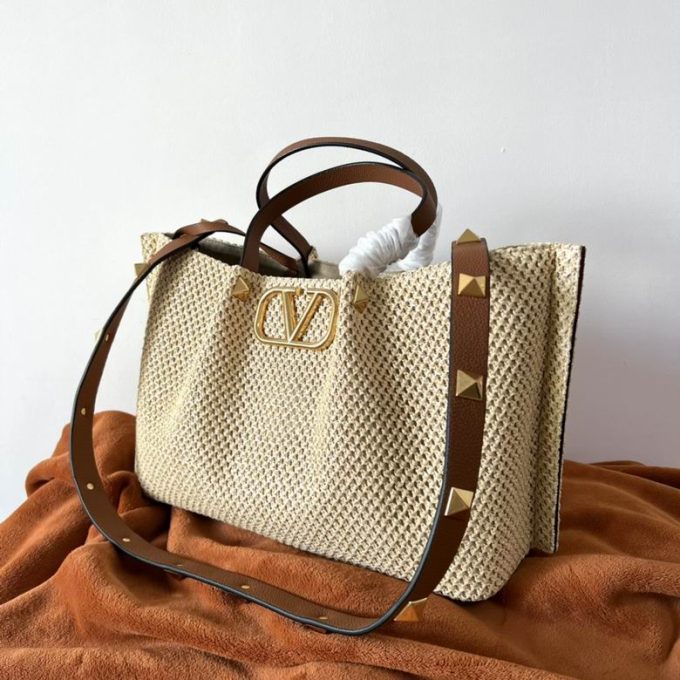 Van women tote bag size: 35X25X17cm - Image 9