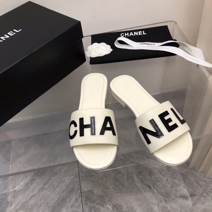 Color Block Alphabet Leather Slippers - Image 6