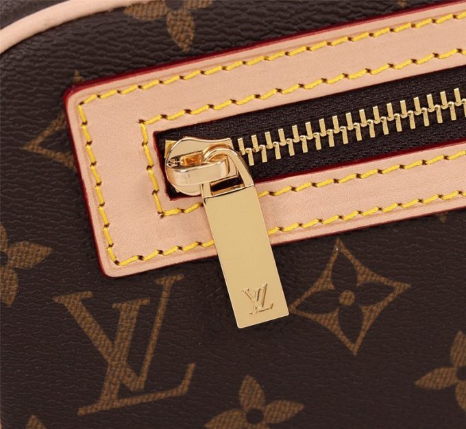 L hot sale Pochette Cite Monogram Canvas Handbag - Image 4