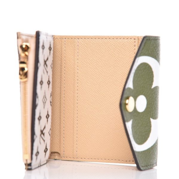L Monogram Giant Zoe Wallet Khaki