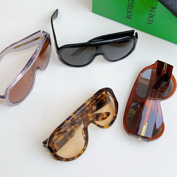BOTTEG* VENE*A Eyewear SIZE: 132-1-129