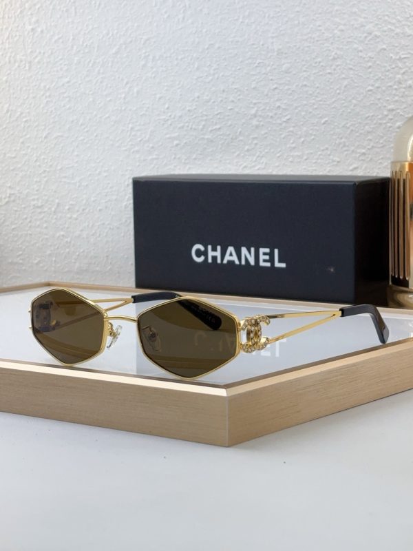 CC* Eyewear SIZE: 53-18-140