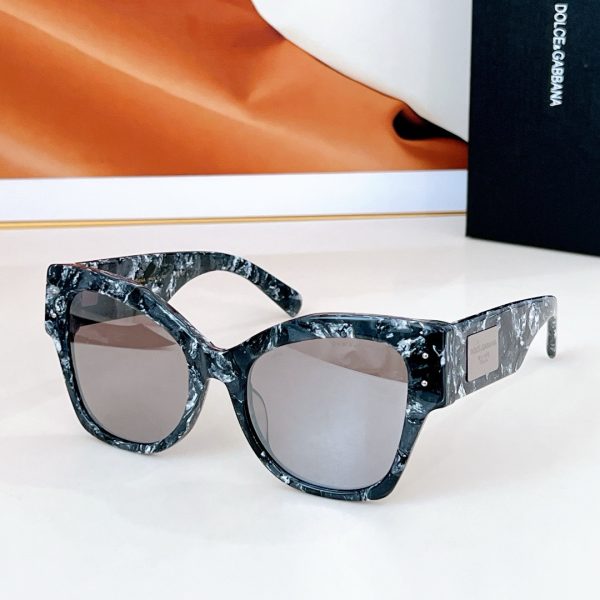D*G Eyewear SIZE: 52-20-140