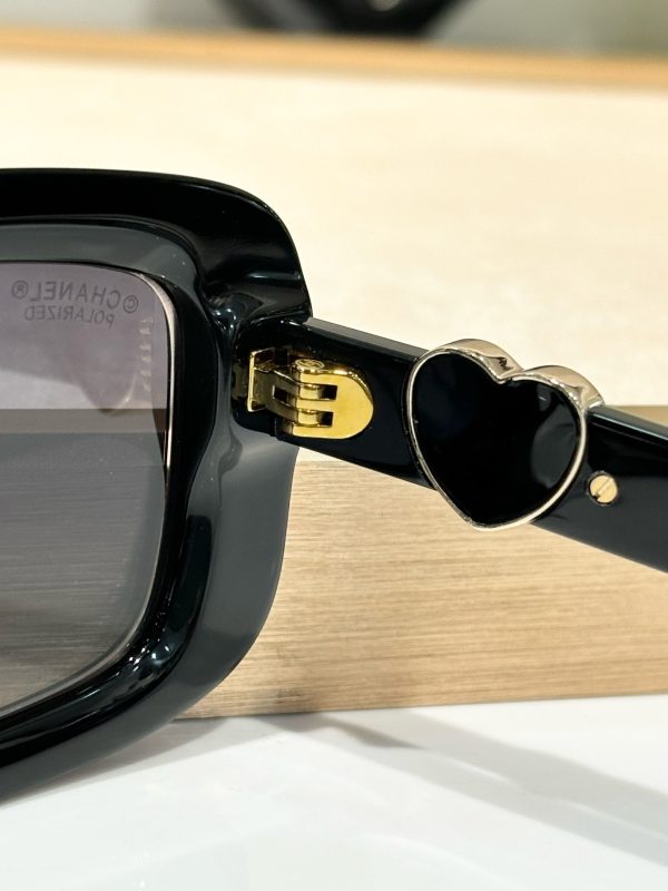 CC* Eyewear SIZE: 56-17-140