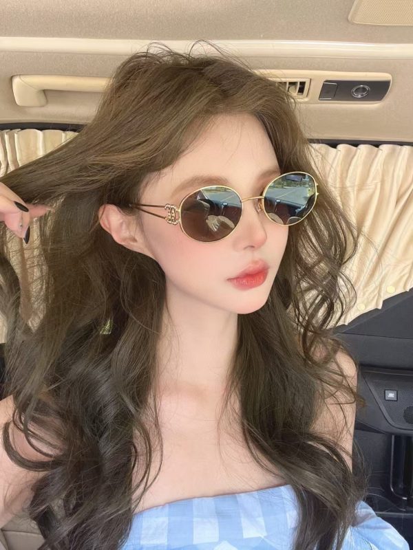 CC* Eyewear SIZE: 53-18-140