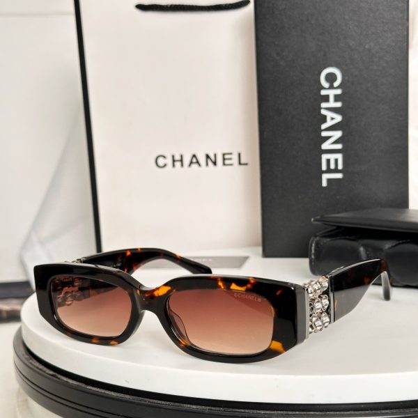 CC* Eyewear SIZE: 54-18-140