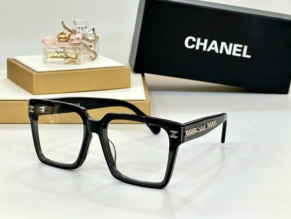 CC* Eyewear SIZE: 53-21-140