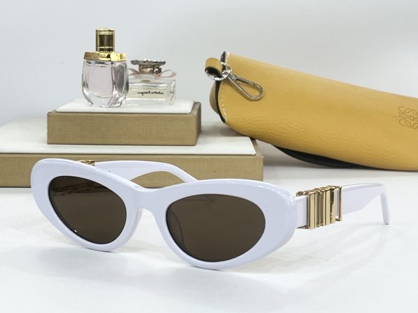 LOEW* Eyewear SIZE: 52-20