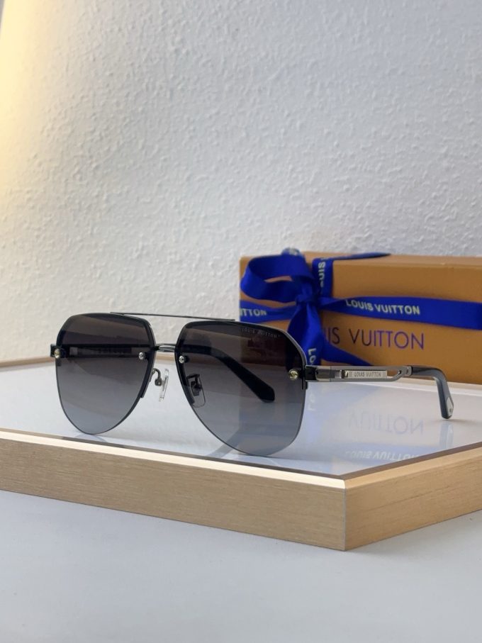 Louis Eyewear SIZE: 62-13-145 - Image 2