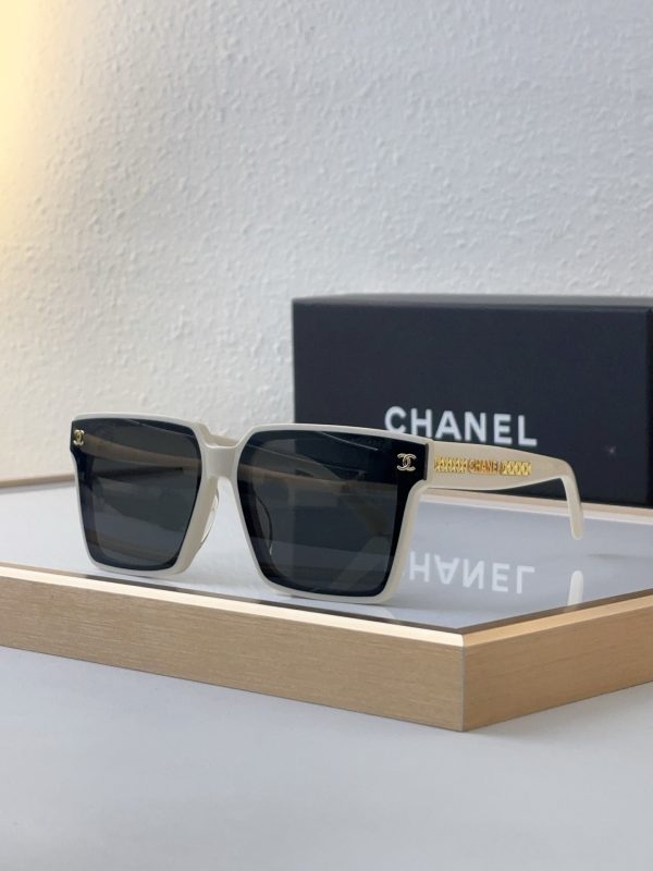 CC* Eyewear SIZE: 53-21-140