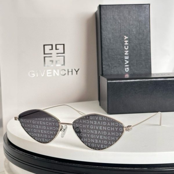 GIVENCH* Eyewear SIZE: 56-15-140