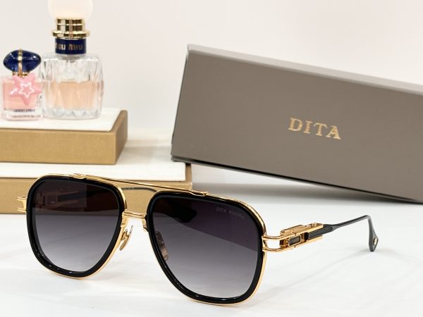 D*TA Eyewear SIZE: 57-17-137