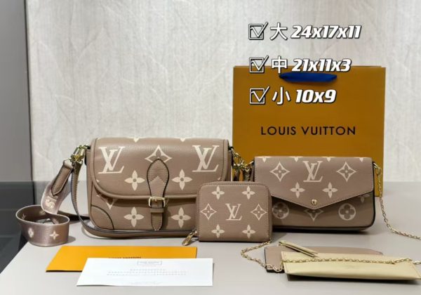 Bags Set-Size 24X17X11Cm,21X11X3Cm,10X9Cm