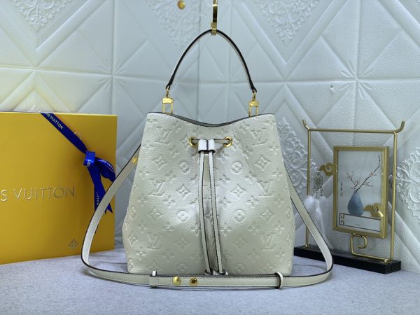 4 Color M45256 M45306 Handbag 26.0 X 26.0 X 17.5Cm