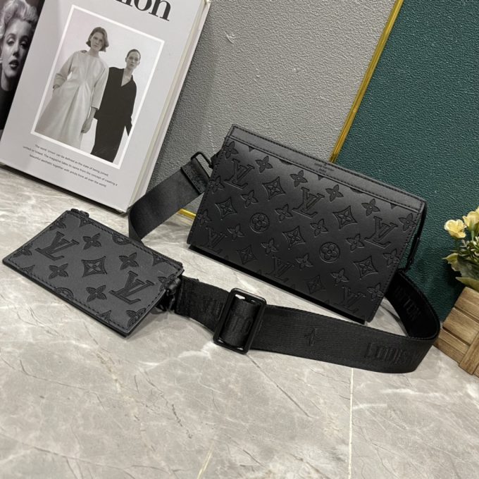 M64608 M81115 M81972 M81124 M81753 M81431 Handbag 22.0 X 14.5 X 4.5 Cm