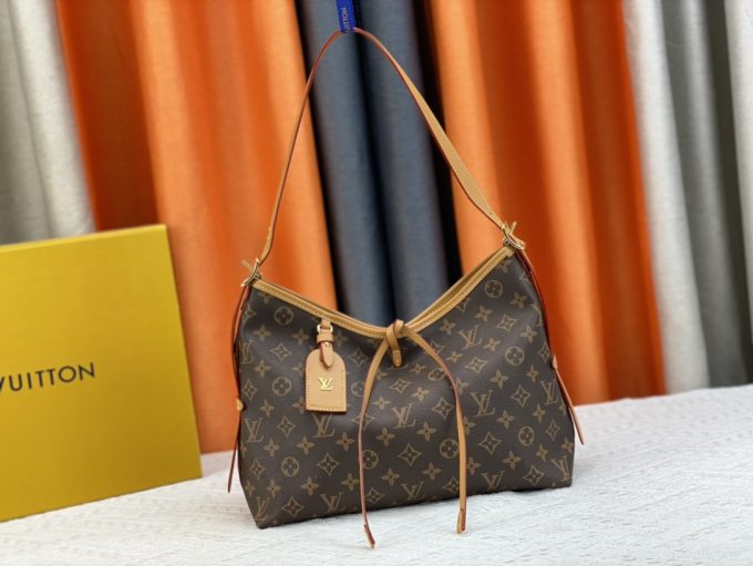 M46197 M46203 Woman Handbag 29 X 24 X 12 Cm