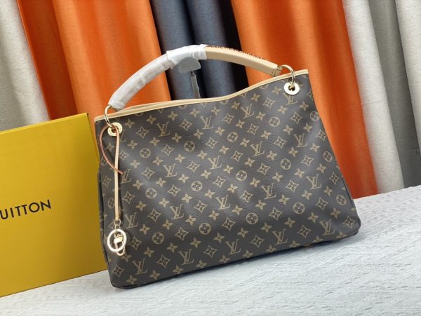 4 Color N41174 Woman Handbag 46 X 32 X 24Cm