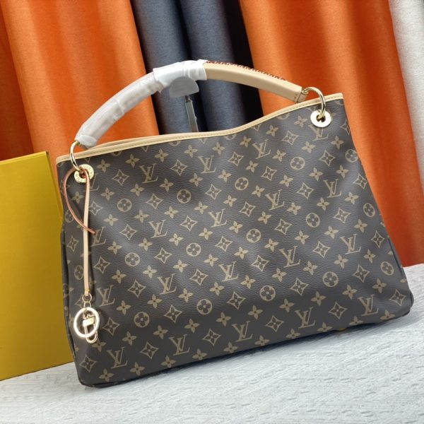 4 Color N41174 Woman Handbag 46 X 32 X 24Cm