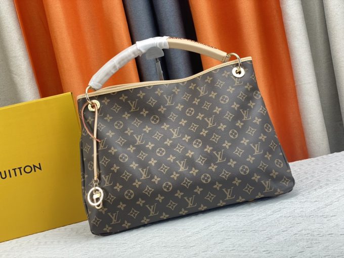 4 Color N41174 Woman Handbag 46 X 32 X 24Cm