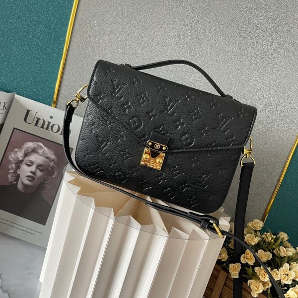 4 Color M46302 M45809 M45596 M45773 M40780 Woman Handbag 25 X 19 X 7Cm
