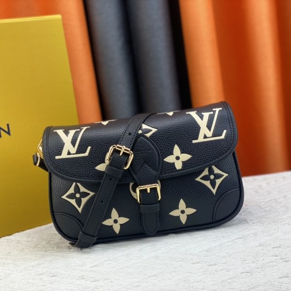 3 Color M46386 M46388 M45985 M45683 Woman Handbag 25.0× 9.0×15.0Cm