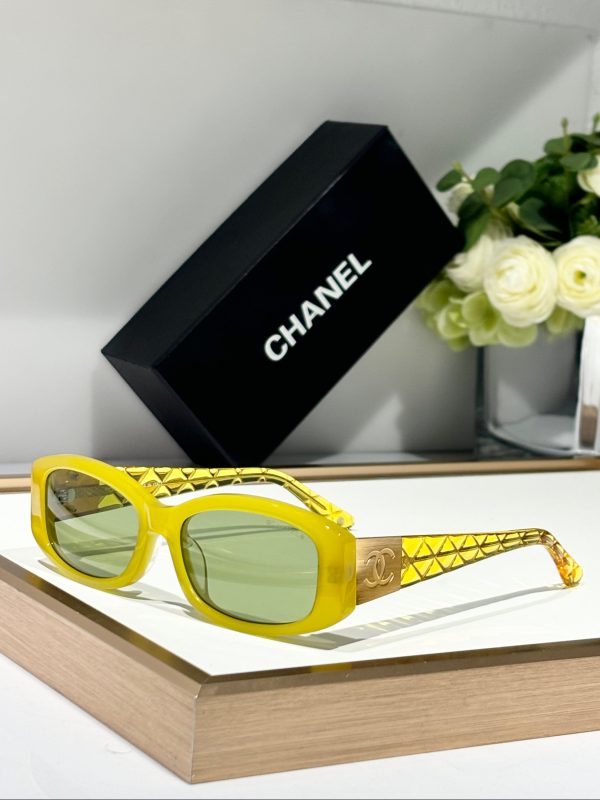 CC* Eyewear SIZE: 52-18-145