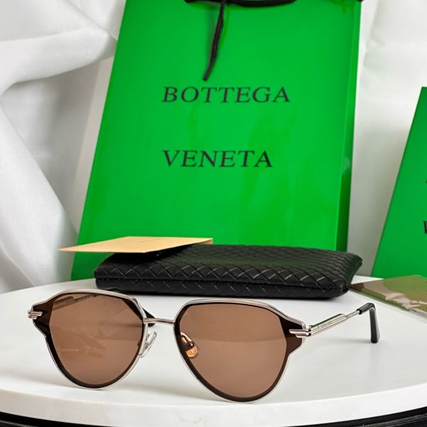 BOTTEG* VENE*A Eyewear SIZE: