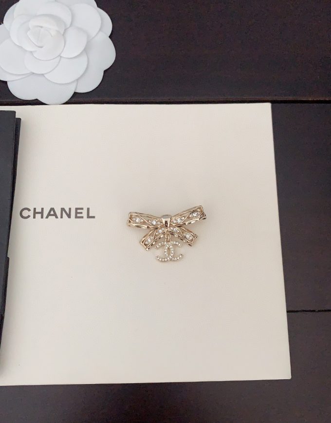 CC new arrival brooch 009