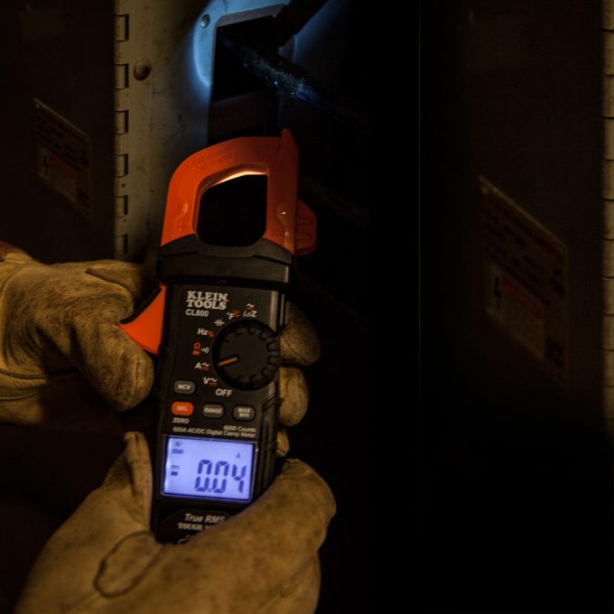 Klein Tools CL800 Digital Clamp Meter AC/DC Auto-Ranging - Image 7