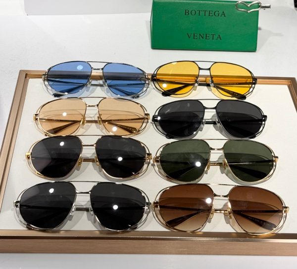 BOTTEG* VENE*A Eyewear SIZE: 61-15-140