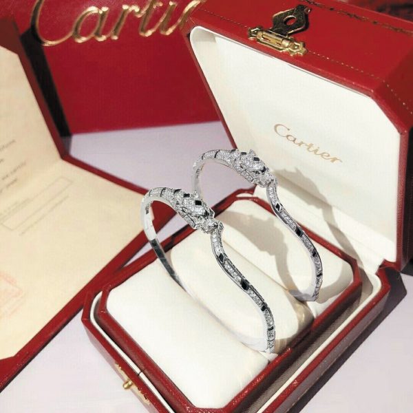 Car Bracelet 006