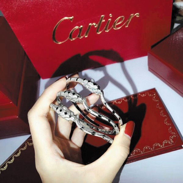 Car Bracelet 006