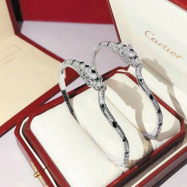 Car Bracelet 006