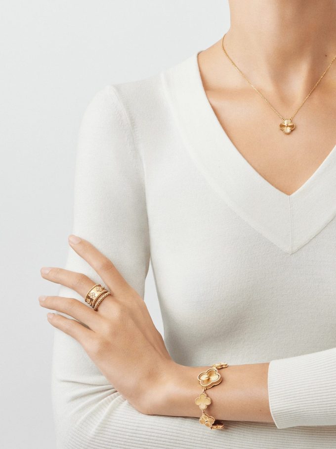 Inspired VA Sweet Alhambra Clover Leaf Necklace - Image 17