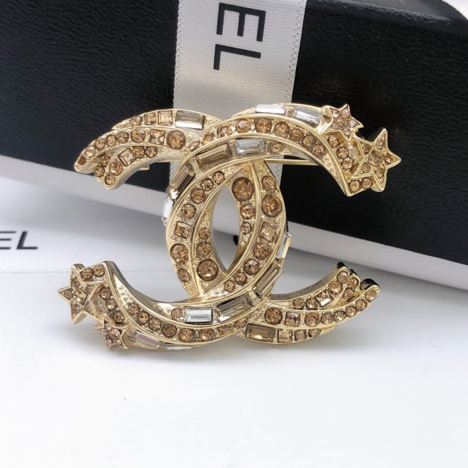 cc Brooch - Image 5
