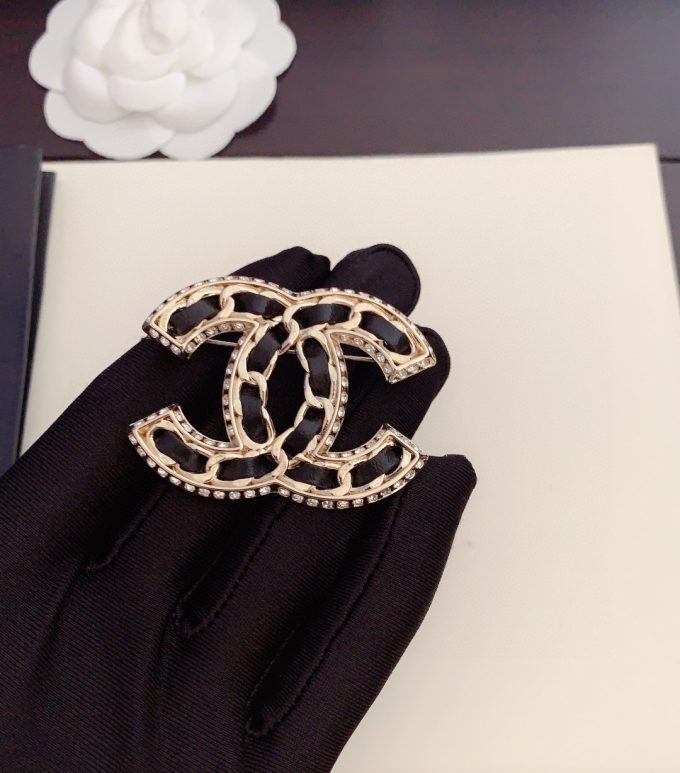 CC new arrival brooch 002 - Image 4