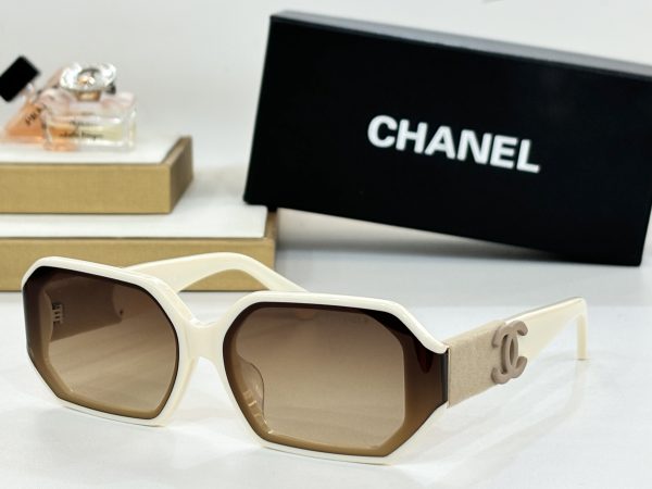 CC* Eyewear SIZE: 66-14-145