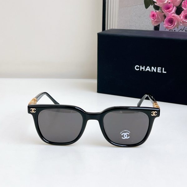 CC* Eyewear SIZE: 52-22-145