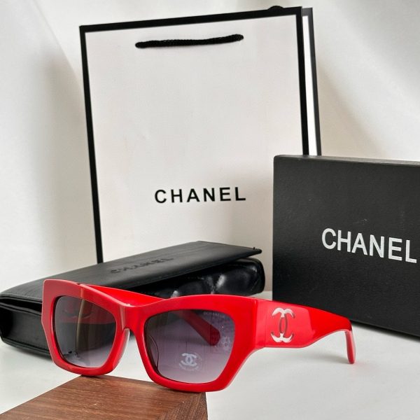 CC* Eyewear SIZE: