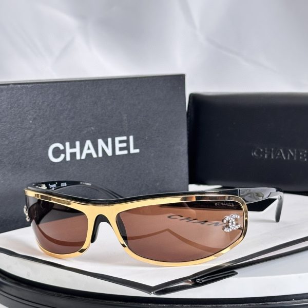 CC* Eyewear SIZE: