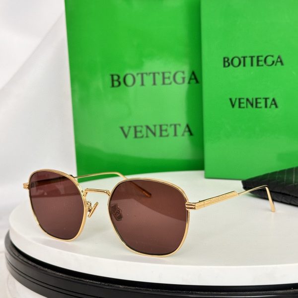 BOTTEG* VENE*A Eyewear SIZE: 55-21-140
