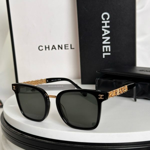 CC* Eyewear SIZE: 53-21-145