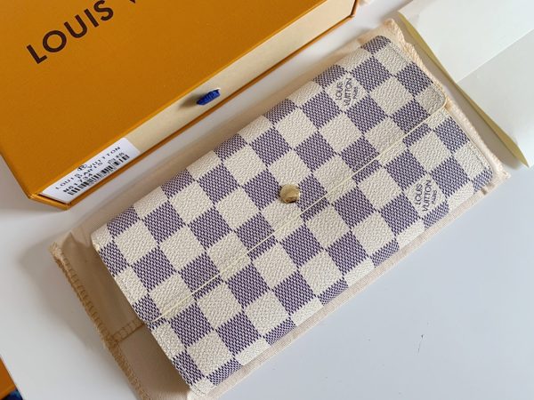 8 Color M61734 Wallet 10X19Cm