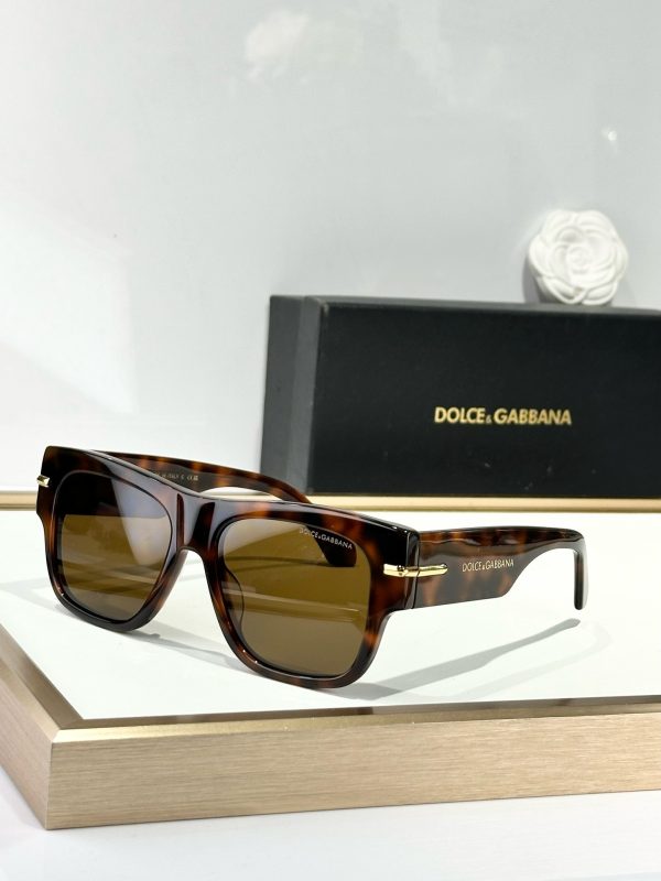 D*G Eyewear SIZE: 54-17-145