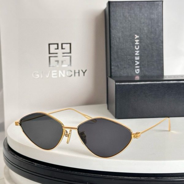 GIVENCH* Eyewear SIZE: 56-15-140