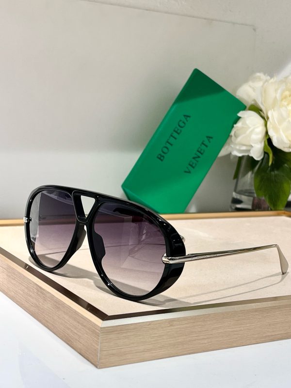 BOTTEG* VENE*A Eyewear SIZE: 63-12-145