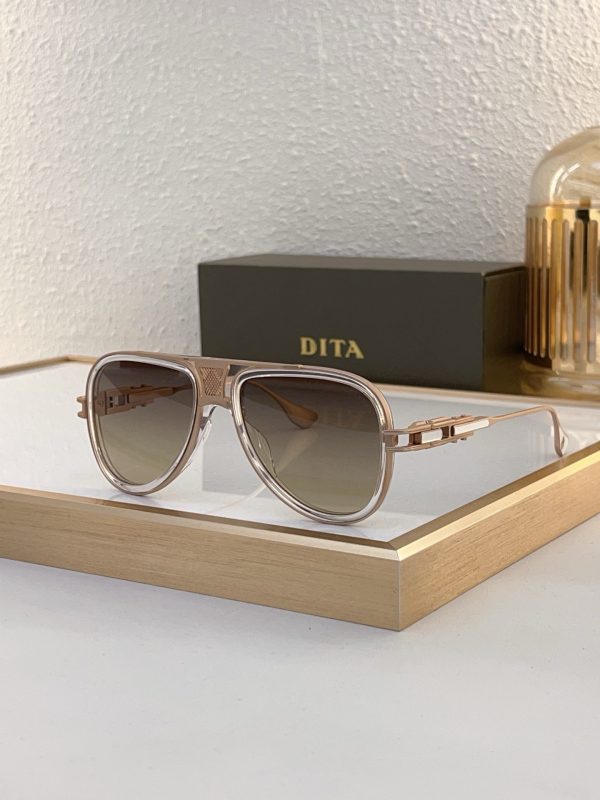 D*TA Eyewear SIZE: 58-16-137