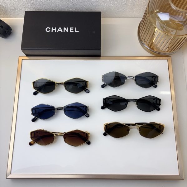 CC* Eyewear SIZE: 53-18-140