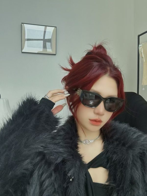 CC* Eyewear SIZE: 56-18-137